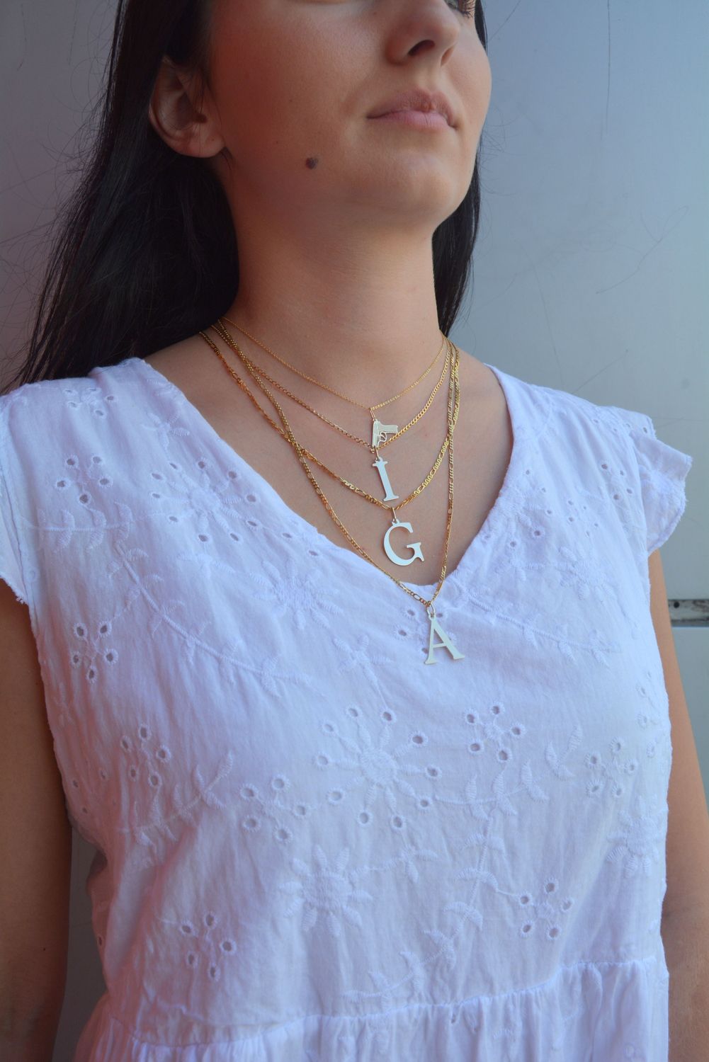 Złoty wisiorek w kształcie literki L, wykonany z najwyższej jakości złota. Siwiec, Rozenek Idealny pomysł na prezent. Zapraszamy jubiler Diament. Literka L 2cm.jpg